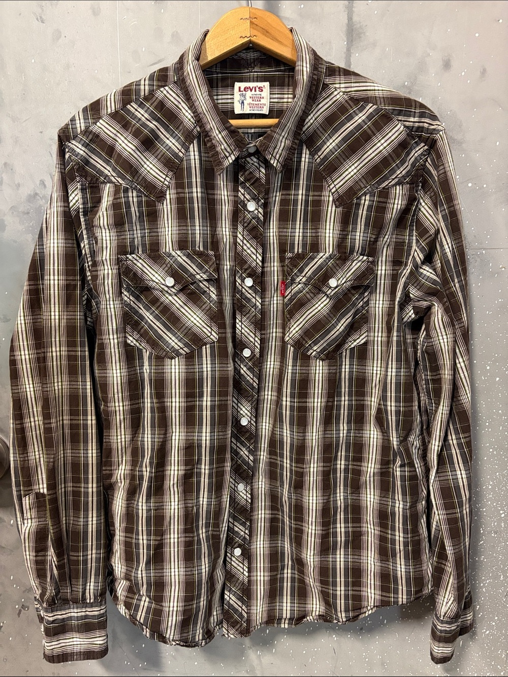 Vintage 90’s Levi's Brown and White Plaid Western Button-Down Shirt
